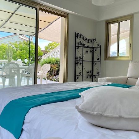 Rez De Jardin De 65M2 Dans Villa A Nizza Exterior foto