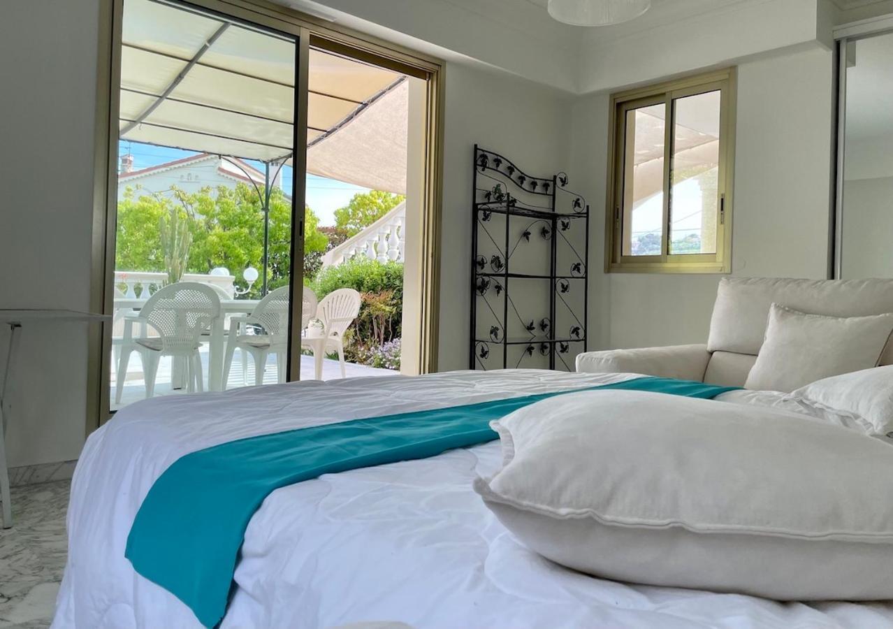Rez De Jardin De 65M2 Dans Villa A Nizza Exterior foto