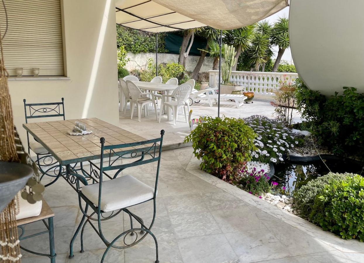 Rez De Jardin De 65M2 Dans Villa A Nizza Exterior foto